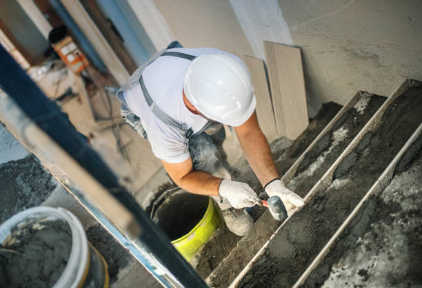 Best Custom Concrete Contractor  in Powells Crossroads, TN