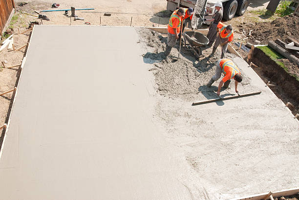 Best Driveway Concrete Repair  in Powells Crossroads, TN